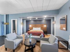 Econo Lodge Cranston - Providence