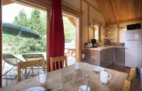 胡託皮亞羅亞特 - 營地