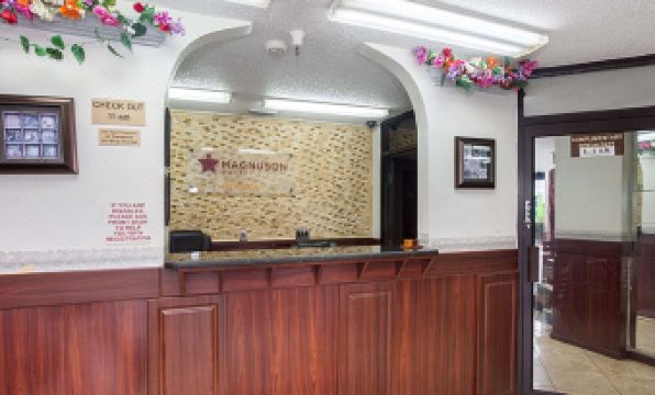 Magnuson Hotel Bradenton