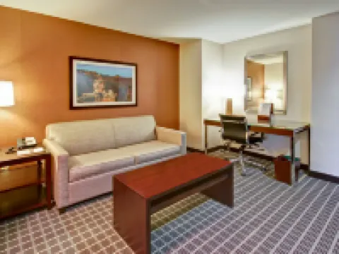 ダブルツリー バイ ヒルトン ホテル フラッグスタッフ フラッグスタッフのホテル