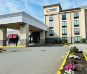 Comfort Inn & Suites Danbury-Bethel Hotels in Danbury