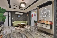 Hotel the Grand Radhey