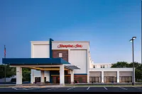 Hampton Inn Kansas City/Shawnee Mission Hotels near PowerPlay Entertainment Center