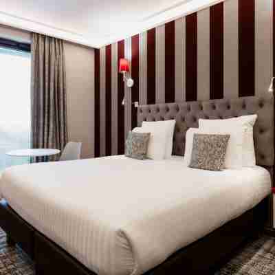 Hotel Dali Val d'Europe Tapestry Collection by Hilton Rooms