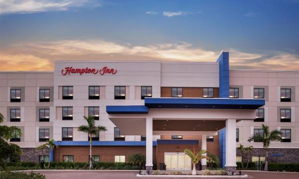 Hampton Inn by Hilton Fort Myers Downtown