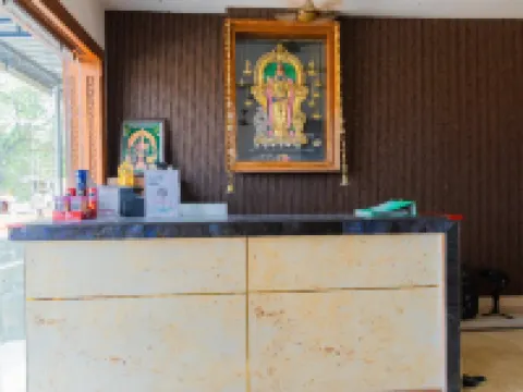 Chitra Temple View Hotels in Tiruchendur