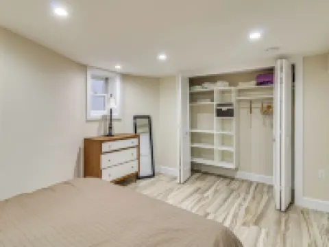 เดินไปสวนสาธารณะฮัดสันริเวอร์: อพาร์ตเมนต์ปรับปรุงใหม่ โรงแรมในโฮโบเคน