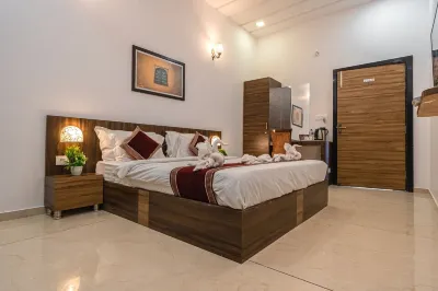 ホテル ジョダナ パレス ジャイッシュリー・リゾート周辺のホテル