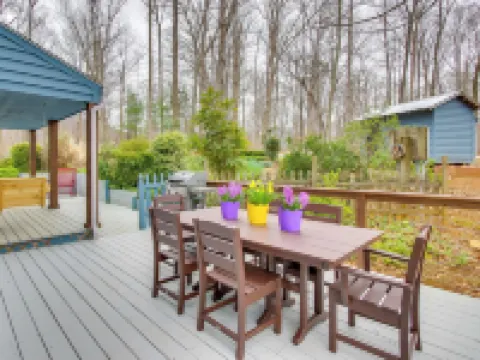 Modern Nellysford Getaway on 40 Private Acres! Hotels in Nelson County