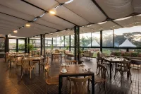 Hotel Lagoon Hotels in Retiro