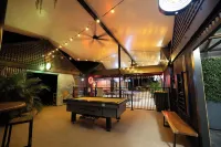 Coral Beach Lodge