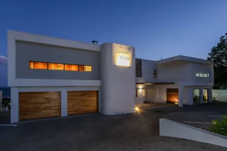 Ocean Vista Boutique Guest House Отели рядом с достопримечательностью «Netcare uMhlanga Hospital»