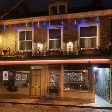 Twenty Hotel and Bar
