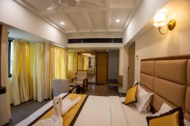 Hotel Grand Sabarees
