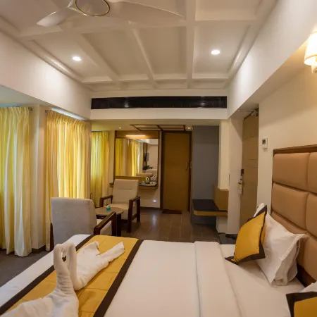 Hotel Grand Sabarees