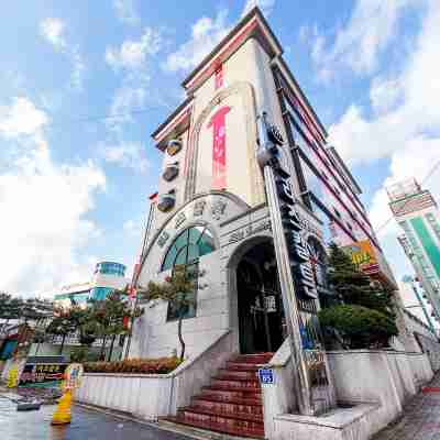 리츠칼튼모텔 Hotel Exterior