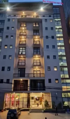 Au-thopia hotel - Condos
