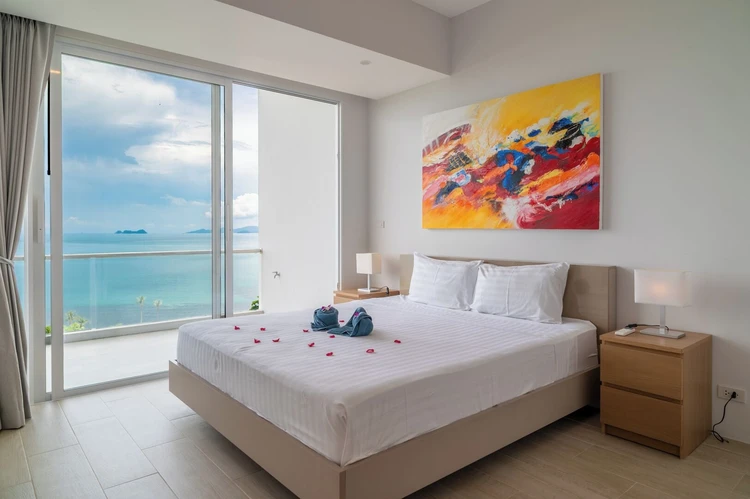 รูปภาพของอพาร์ตเมนต์ชั้นบนสุด 2 ห้องนอน วิวทะเล เคบีอาร์39