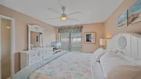 My Happy Place 2 Bedroom Condo - balcony