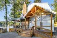 < 1 Mi to Boat Launch: Home w/ Dock in Scottsboro - Bintang 3