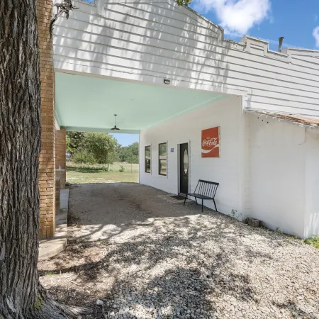 Hill Country Relaxstation Getaway