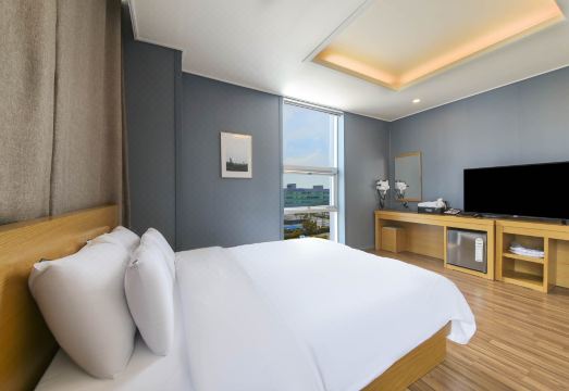 완주 혁신도시 드래곤호텔