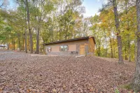 Cozy Couples Escape w/ Patio in Northwest Georgia - 3-Star