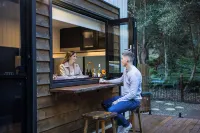 Krishna Farm Retreat Hotels in Mapleton