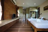 Chiang Mai Garden Bungalows - balcony