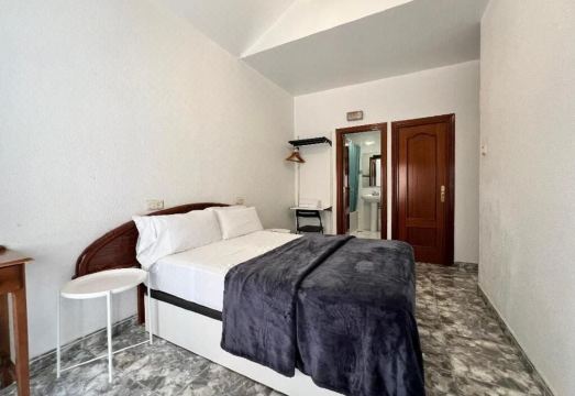 호스탈 팔라시오스 푸엥카랄 입구