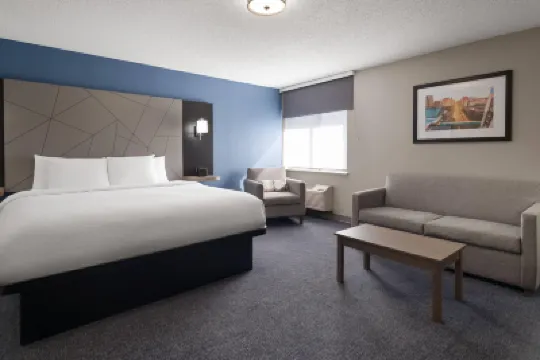Baymont by Wyndham Davenport Hotels in 