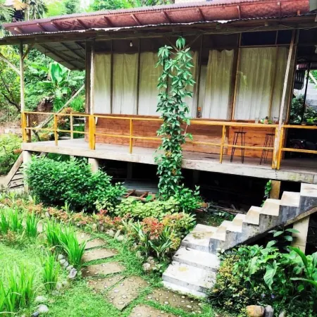 Bua Guest House Tangkahan