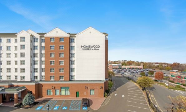 Homewood Suites by Hilton East Rutherford-Meadowlands
