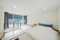Gapyeong Gaedaek Pension - Mountain view