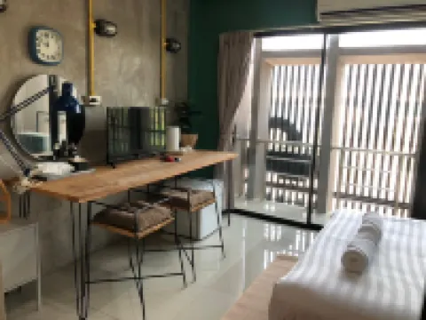 ยิ้มหวาน โฮสเทลแอนด์คาเฟ่