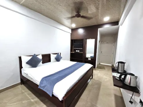 Ramma TheHotel - 200 Mtrs from Nakki Lake