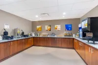 Comfort Inn & Suites - breakfast