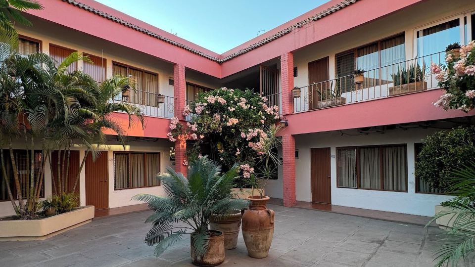 Hotel Gladys
