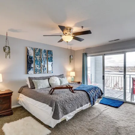 Waterfront Gem w/ Double-Wide Balcony & Sunsets