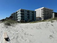 Welcome to Sandpiper Beachfront Condo. Cozy 1-bed in JAX Beach, Perfect for Couples! Pet-friendly!