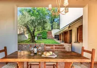 Panoramic Villa with Pool for Private Use