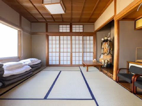 Cafe & Guest House Nagonoya Hotel di 