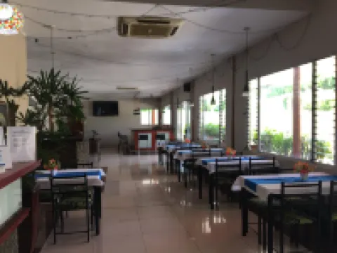 Elixir Hotel and Serviced Apartments