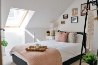 Stylish Apartment Near Newquay Beach, No Deposit