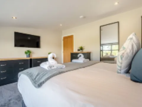 Weekstone Waterside Barn Hotels in Holsworthy