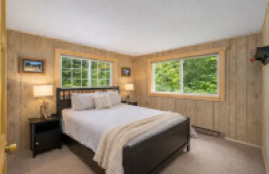 Chiwawa River Chalet 3 Bedroom Home by NW Comfy Cabins by RedAwning