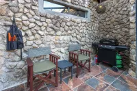 Foxy Crocodile Bush Lodge & Kruger Safaris - Lodges