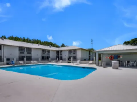 Clarion Pointe Marshall Hoteles en Marshall