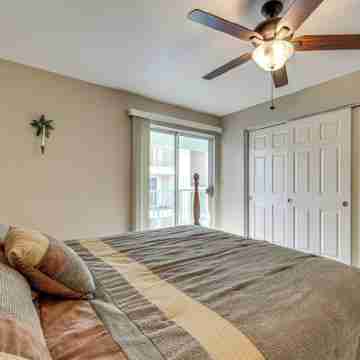 Community Pool and Gym Apt 5 Mi to Laughlin Casinos Rooms