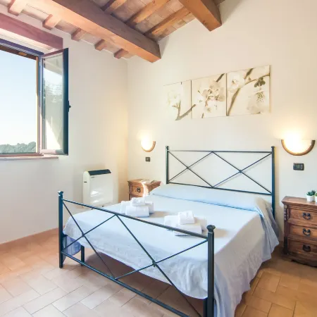 Farmhouse in Apecchio with Pool
